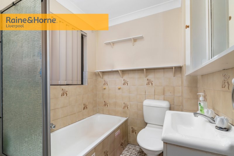 Photo - 7/6-8 Forbes Street, Warwick Farm NSW 2170 - Image 5