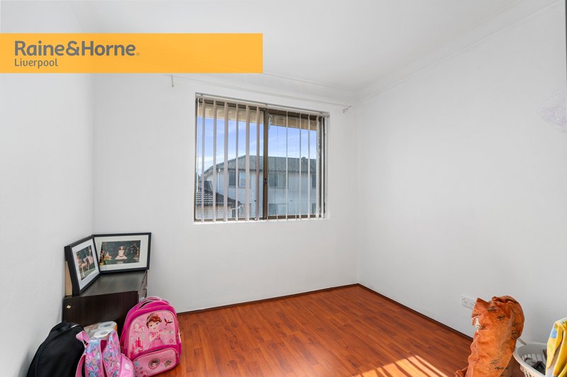 Photo - 7/6-8 Forbes Street, Warwick Farm NSW 2170 - Image 6