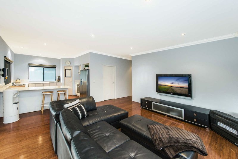 Photo - 76 Acton Avenue, Rivervale WA 6103 - Image 15