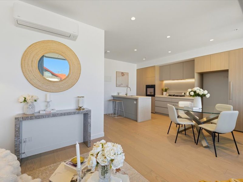 Photo - 76 Albert Street, Seddon VIC 3011 - Image 1