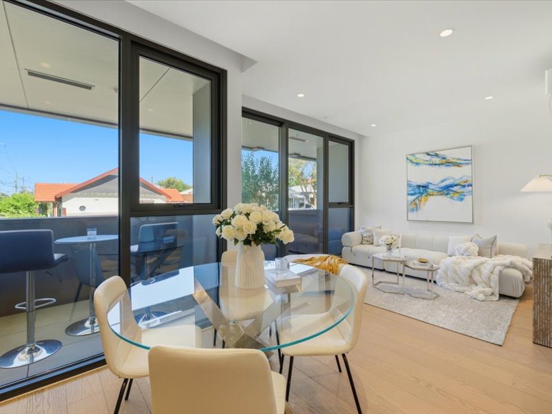 Photo - 76 Albert Street, Seddon VIC 3011 - Image 4