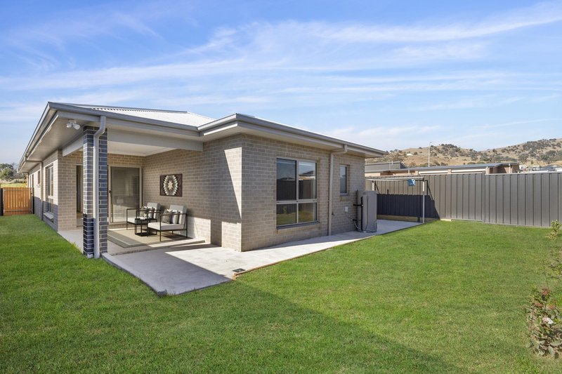 Photo - 76 Alpine Ash Way, Tralee NSW 2620 - Image 12