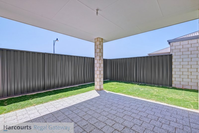 Photo - 76 Aquamarine , Treeby WA 6164 - Image 19