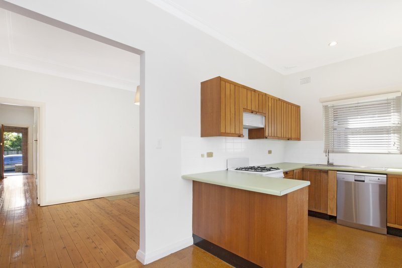 Photo - 76 Arthur Street, Croydon Park NSW 2133 - Image 2