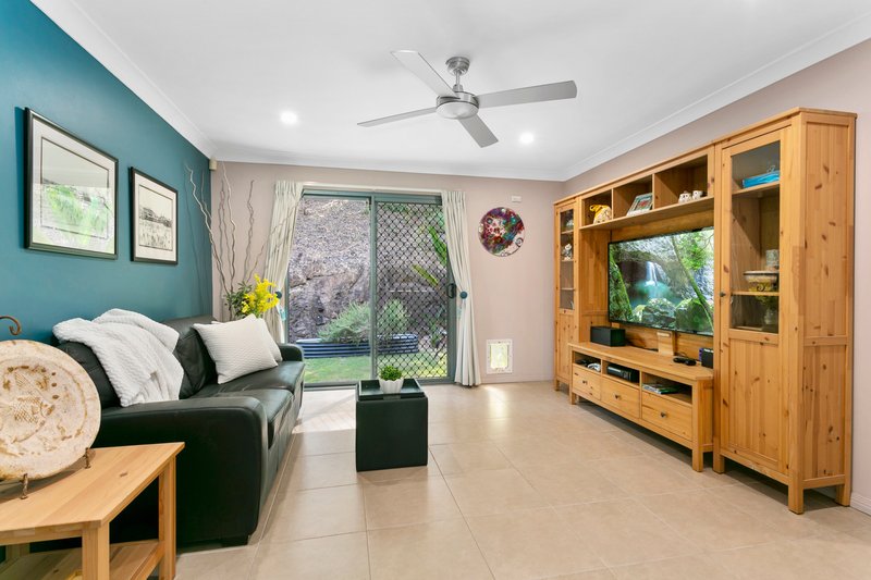 Photo - 76 Aylesham Drive, Bonogin QLD 4213 - Image 7