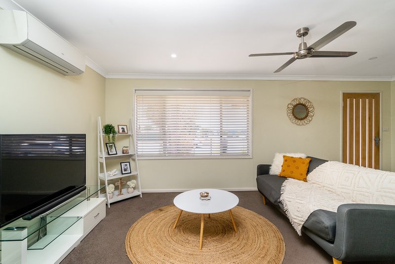 Photo - 76 Baird Drive, Dubbo NSW 2830 - Image 2