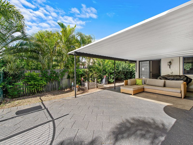 Photo - 76 Bangalow Street, Bridgeman Downs QLD 4035 - Image 17