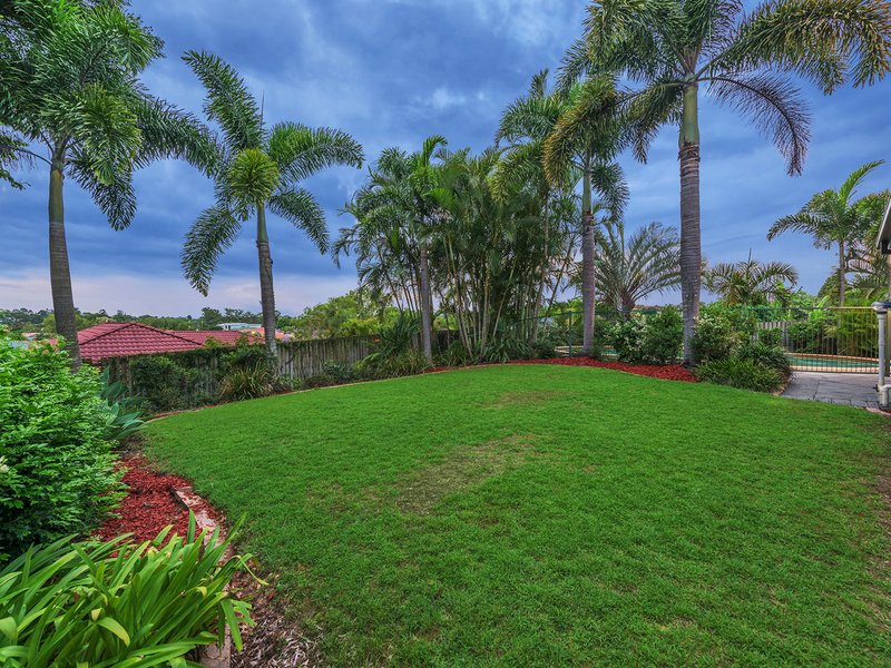 Photo - 76 Bangalow Street, Bridgeman Downs QLD 4035 - Image 5