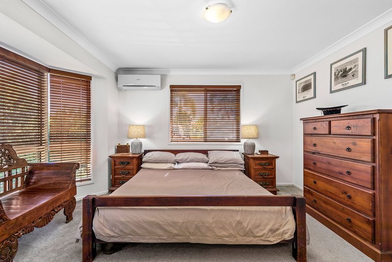 Photo - 76 Bangalow Street, Bridgeman Downs QLD 4035 - Image 12