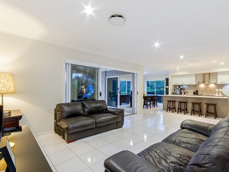 Photo - 76 Barden Ridge, Reedy Creek QLD 4227 - Image 5