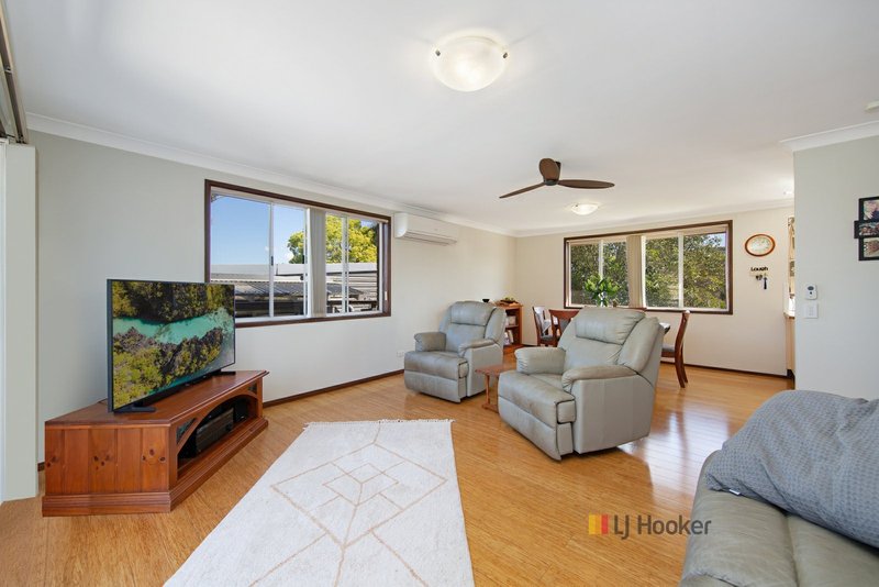 Photo - 76 Barker Avenue, San Remo NSW 2262 - Image 4