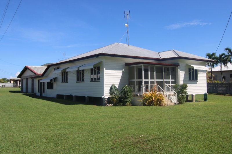 Photo - 76 Beach Road, Ayr QLD 4807 - Image 1