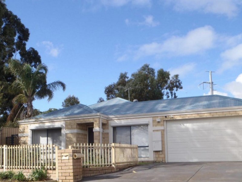 Photo - 76 Beedelup Loop, Bibra Lake WA 6163 - Image 1
