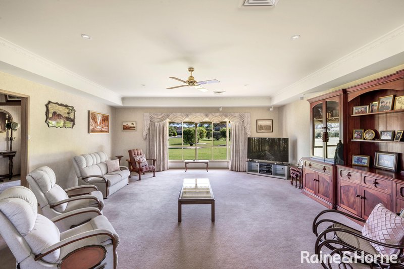 Photo - 76 Bennett Place, Worrigee NSW 2540 - Image 3