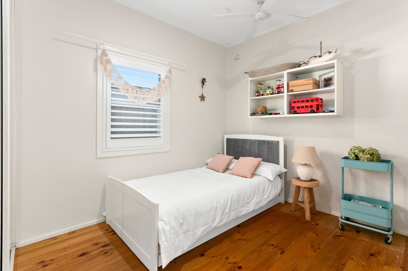 Photo - 76 Bix Road, Dee Why NSW 2099 - Image 14