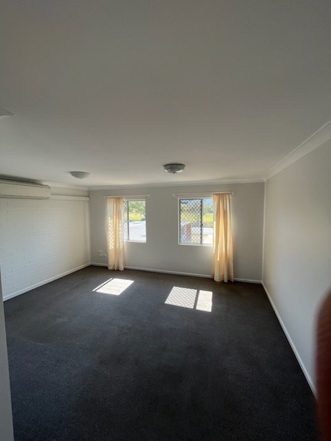 Photo - 7/6 Boles Street, West Gladstone QLD 4680 - Image 5