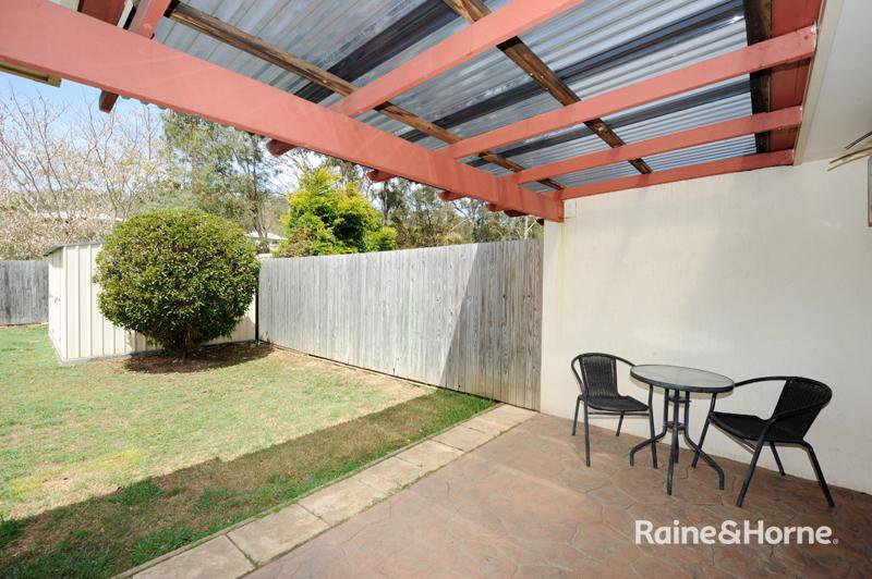 Photo - 76 Boles Street, West Gladstone QLD 4680 - Image 6