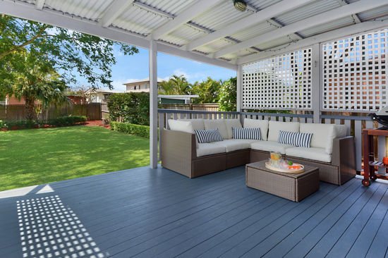 Photo - 76 Broadwater Road, Mount Gravatt East QLD 4122 - Image 2