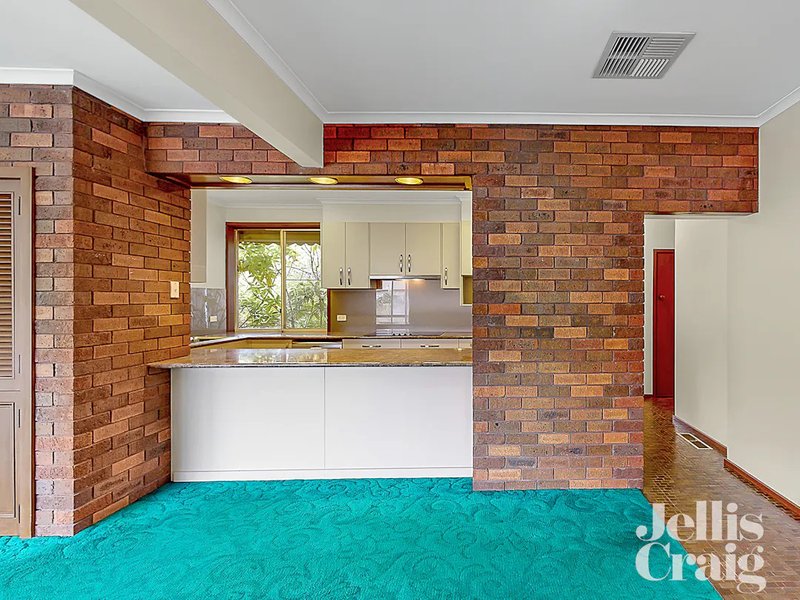 Photo - 76 Brooks Street, Bentleigh East VIC 3165 - Image 3