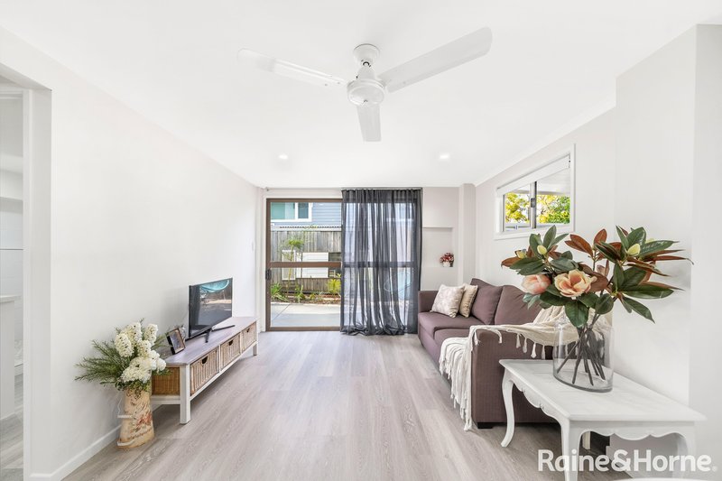 Photo - 76 Bunya Park Drive, Eatons Hill QLD 4037 - Image 18