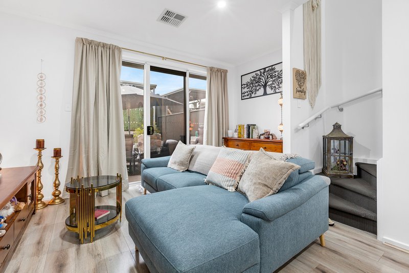 Photo - 76 Burnlea Parade, Blakeview SA 5114 - Image 13