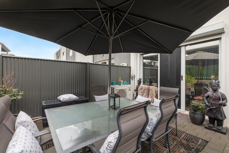 Photo - 76 Burnlea Parade, Blakeview SA 5114 - Image 23
