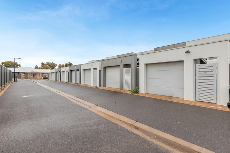 Photo - 76 Burnlea Parade, Blakeview SA 5114 - Image 24