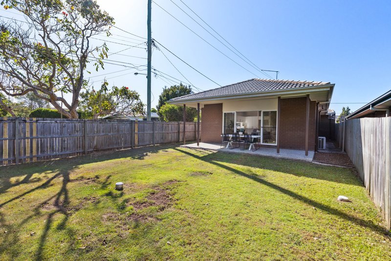 Photo - 76 Burralong Street, Deagon QLD 4017 - Image 21