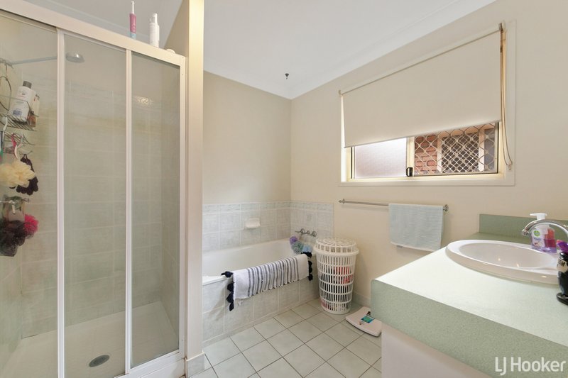 Photo - 76 Carara Drive, Kawana QLD 4701 - Image 8