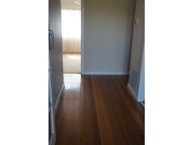 Photo - 76 Cedar Street, Thomastown VIC 3074 - Image 7