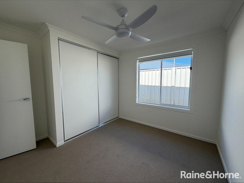 Photo - 76 Central Boulevard, Munno Para West SA 5115 - Image 4
