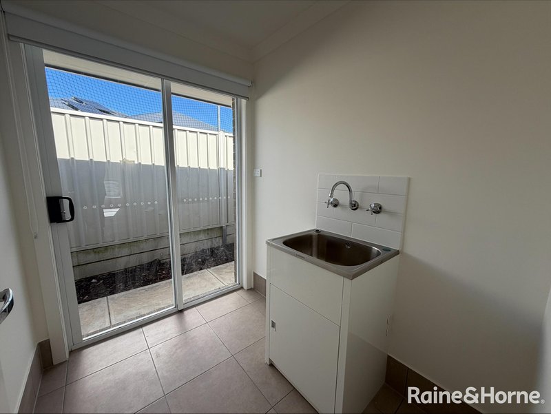 Photo - 76 Central Boulevard, Munno Para West SA 5115 - Image 5
