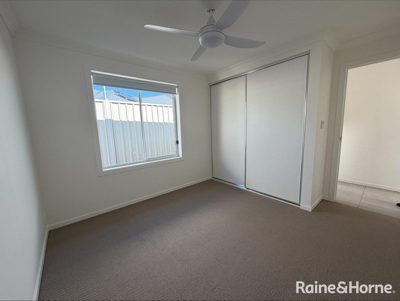 Photo - 76 Central Boulevard, Munno Para West SA 5115 - Image 6