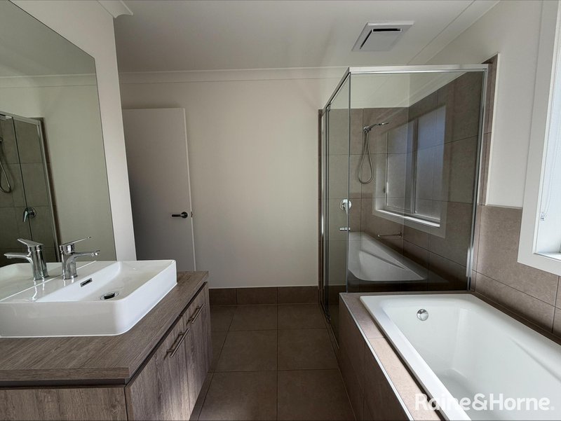 Photo - 76 Central Boulevard, Munno Para West SA 5115 - Image 7