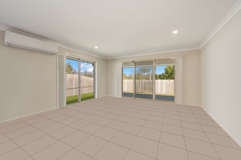 Photo - 76 Cirrus Way, Coomera QLD 4209 - Image 5