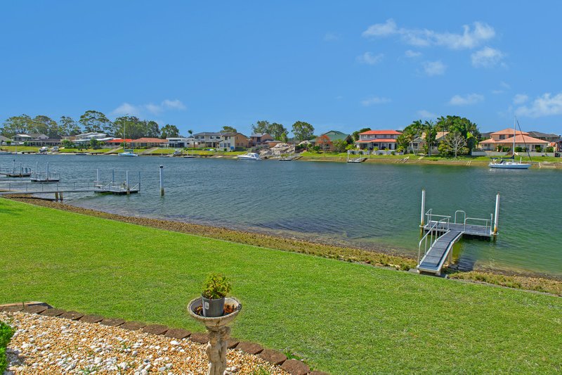 Photo - 76 Commodore Crescent, Port Macquarie NSW 2444 - Image 2