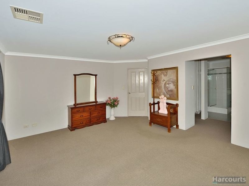 Photo - 76 Coolibah Avenue, Dudley Park WA 6210 - Image 5