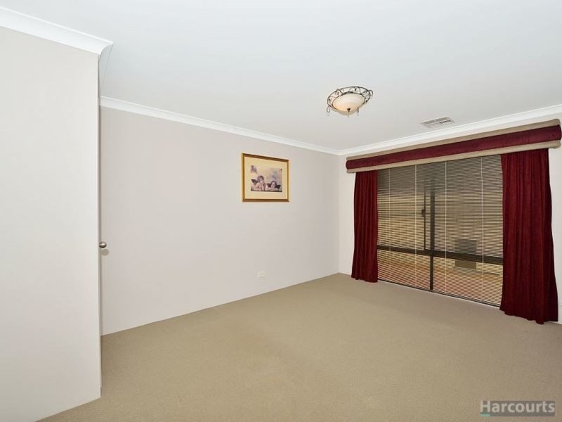 Photo - 76 Coolibah Avenue, Dudley Park WA 6210 - Image 17