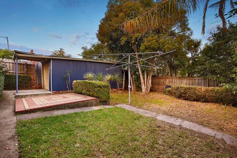 Photo - 76 Coonans Road, Pascoe Vale South VIC 3044 - Image 9