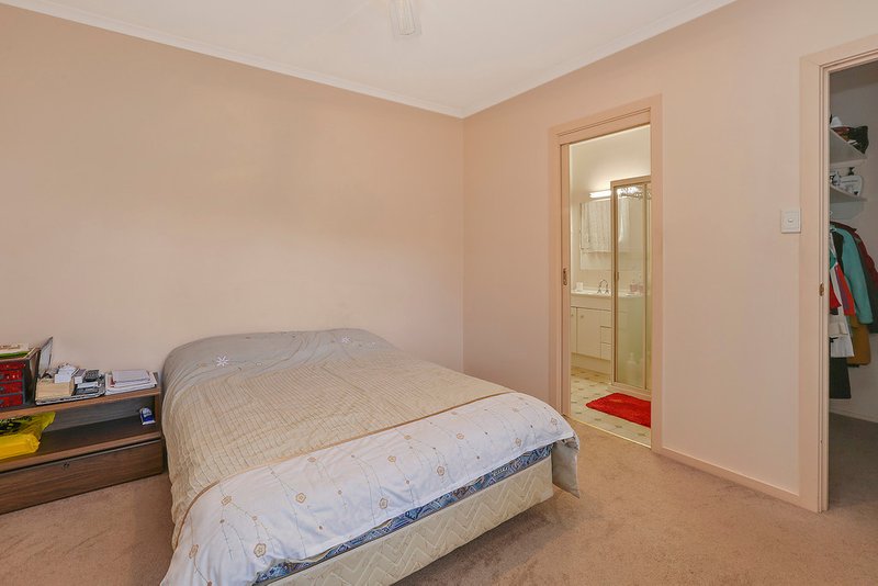 Photo - 76 Cox Road, Corio VIC 3214 - Image 6