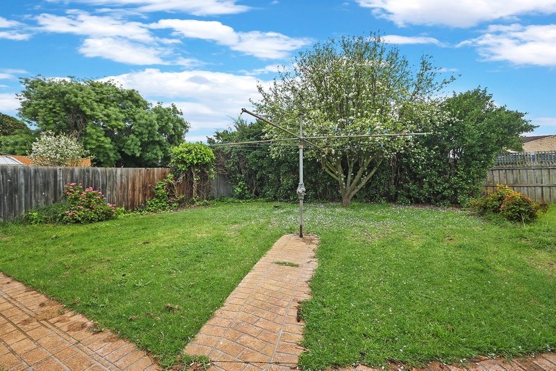 Photo - 76 Cox Road, Corio VIC 3214 - Image 9