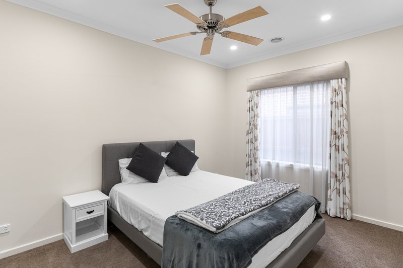 Photo - 76 Cravens Road, Mernda VIC 3754 - Image 13