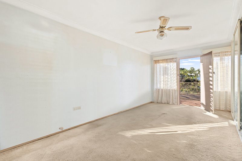 Photo - 76 Cuthbert Drive, Mount Warrigal NSW 2528 - Image 5