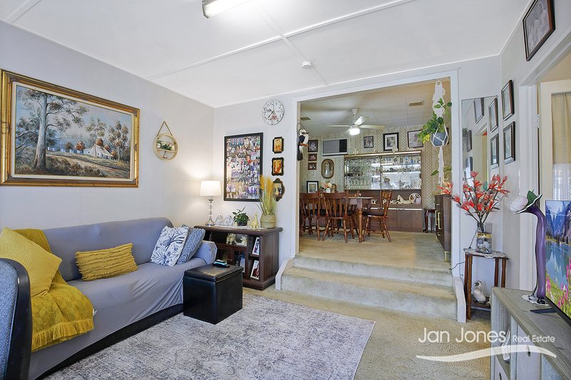 Photo - 76 Deans St E , Margate QLD 4019 - Image 2