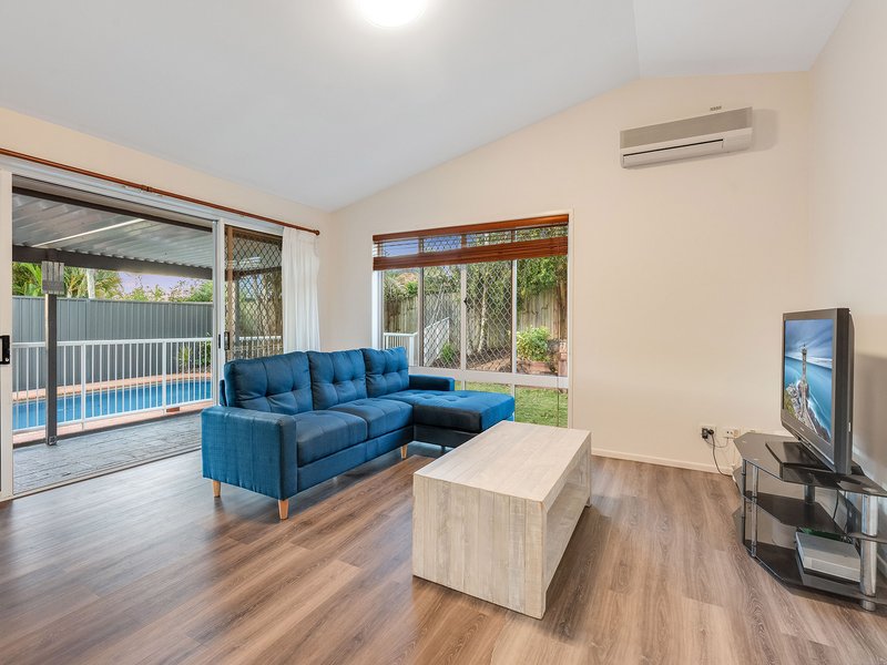 Photo - 76 Deloraine Drive, Buderim QLD 4556 - Image 5