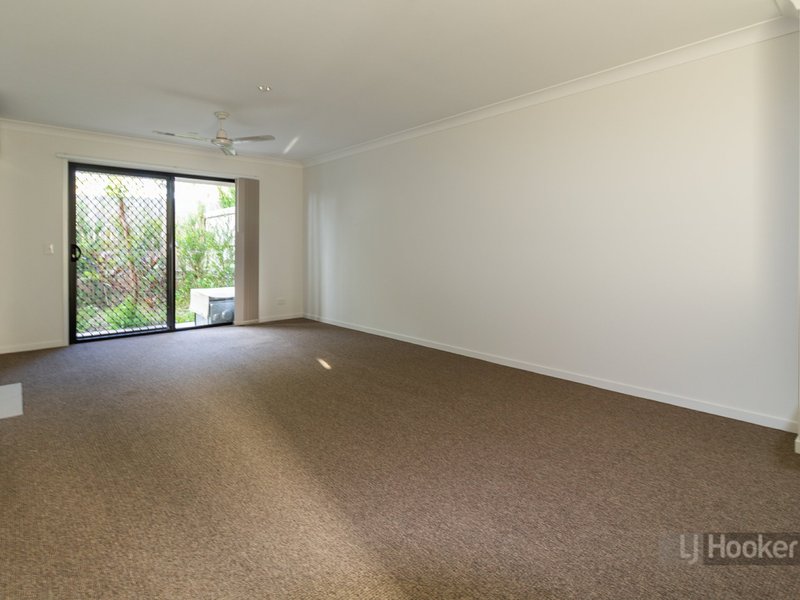 Photo - 7/6 Devereaux Road, Boronia Heights QLD 4124 - Image 6