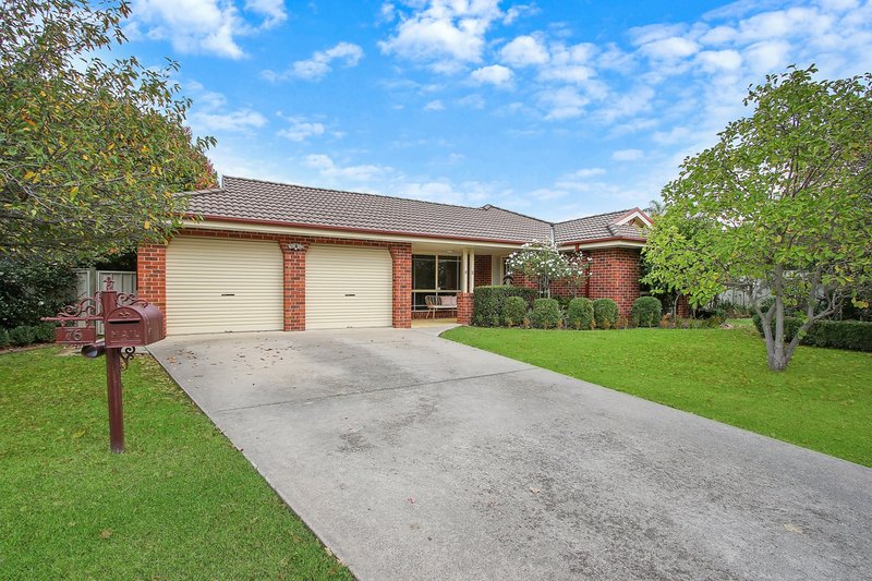 76 Dumbrell Circuit, Glenroy NSW 2640