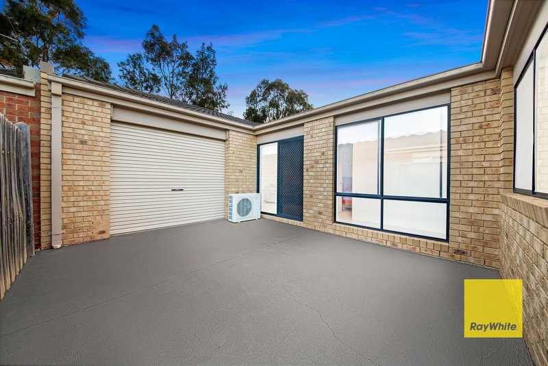 Photo - 76 Edgevale Way, Tarneit VIC 3029 - Image 17