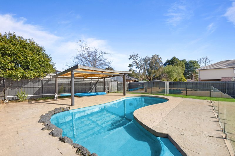 Photo - 76 Eildon Parade, Rowville VIC 3178 - Image 10