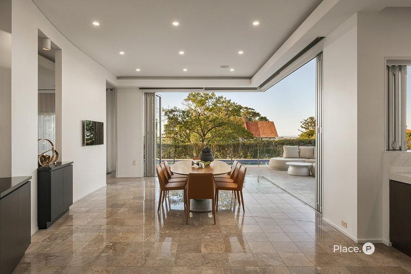 Photo - 76 Eldernell Terrace, Hamilton QLD 4007 - Image 10